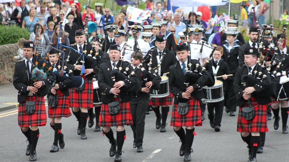dunbar pipe band competition 2011